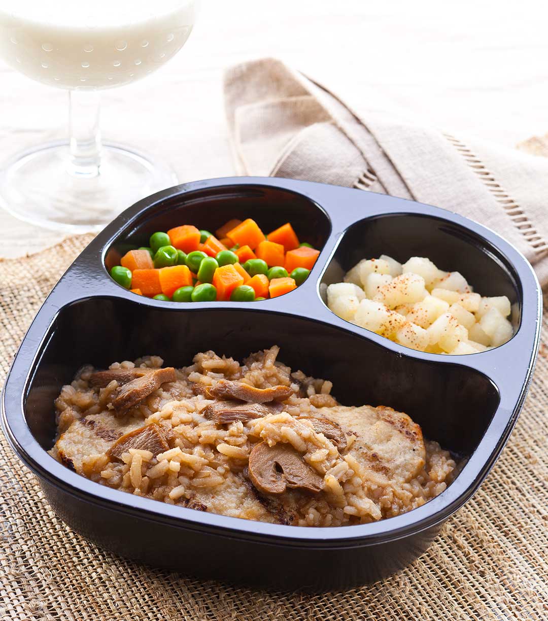 Chicken & Mushroom Swiss Rice with Peas & Carrots & Cauliflower