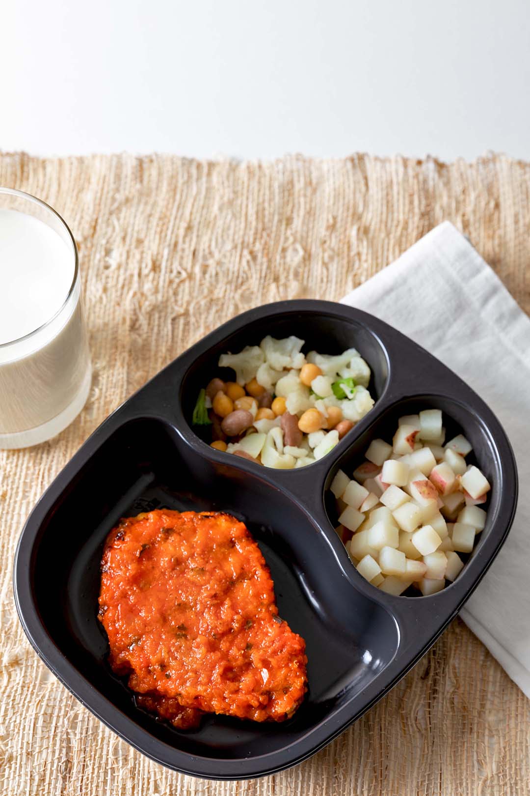 Bruschetta Chicken with Red Skin Potatoes & Autumn Blend