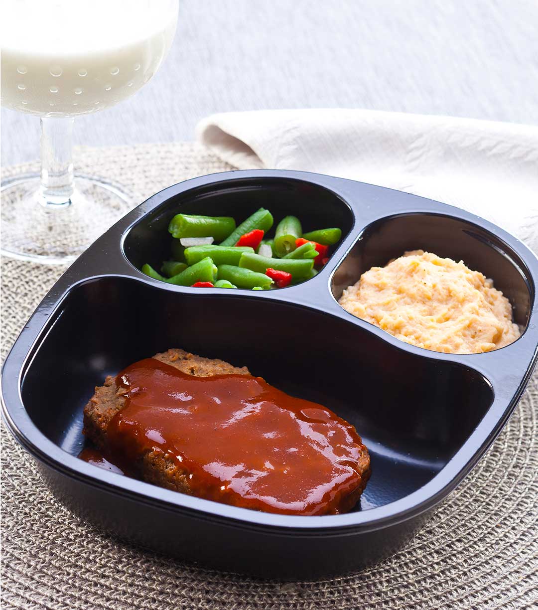 Chipotle Meatloaf with Red Skin Potatoes & Green Beans