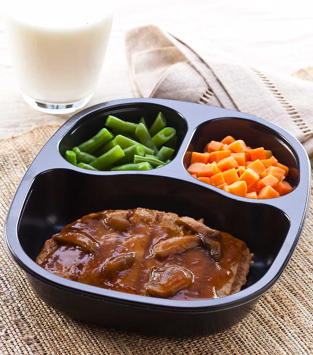 Pork Patty & Mushroom Gravy with Sweet Potatoes & Green Beans